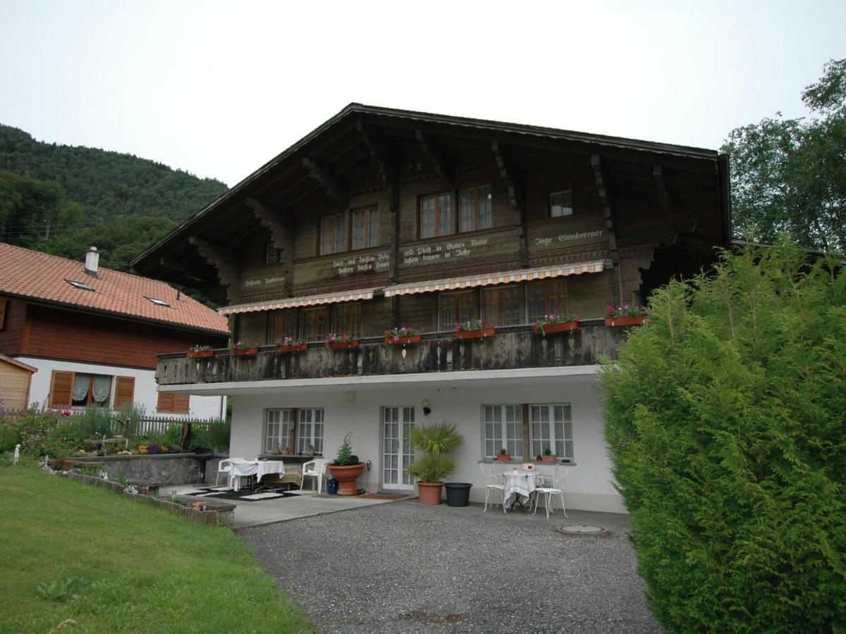 Pristine Home In A Charming Village Large Grassy Sunbathing Area View Of The M Nch And Jungfrau Wilderswil Dış mekan fotoğraf